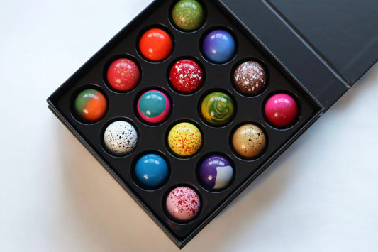 Luxury Gift Box of 16